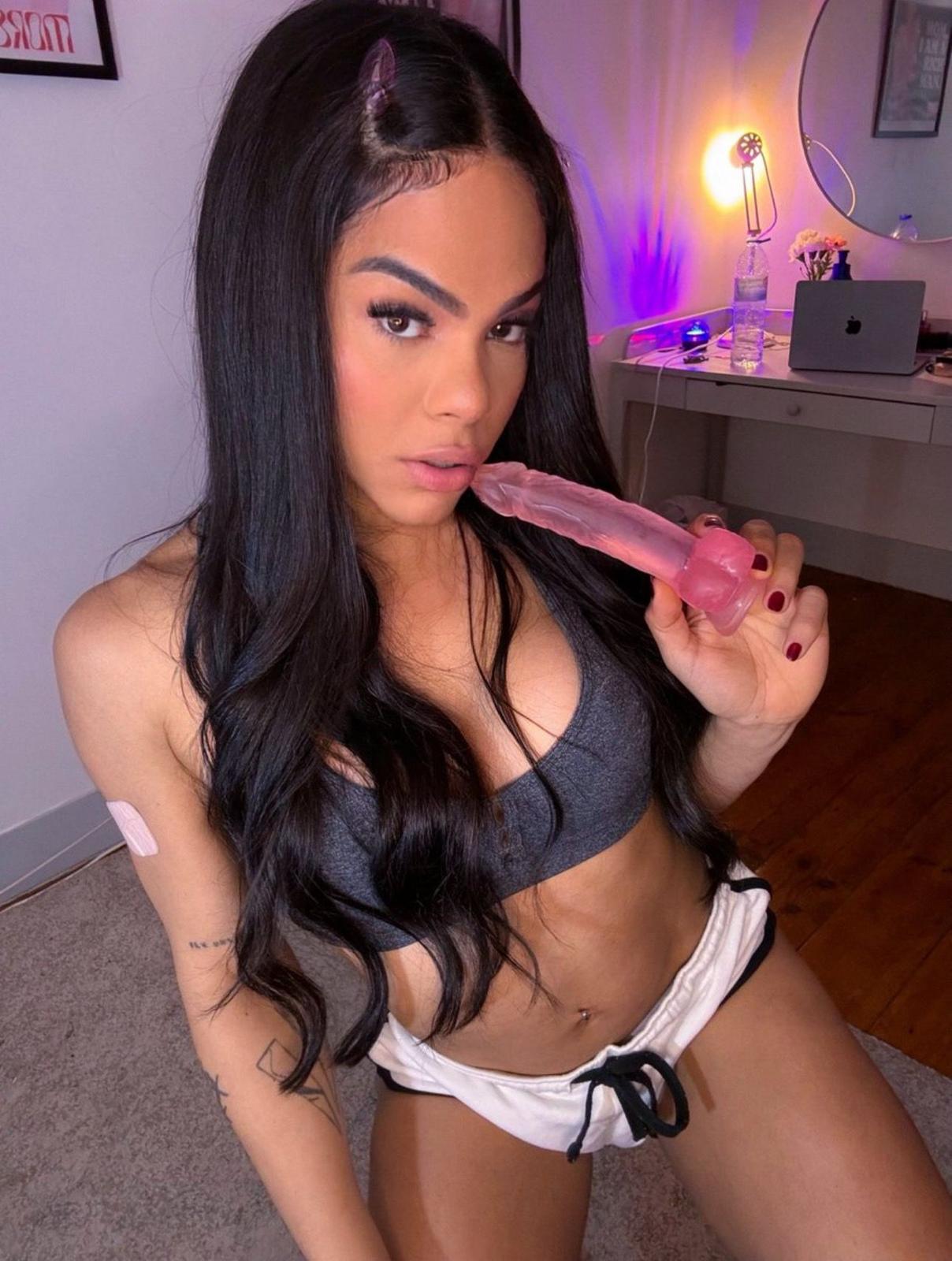 59d693e4 6525 4d20 acab a0e2d37050ad